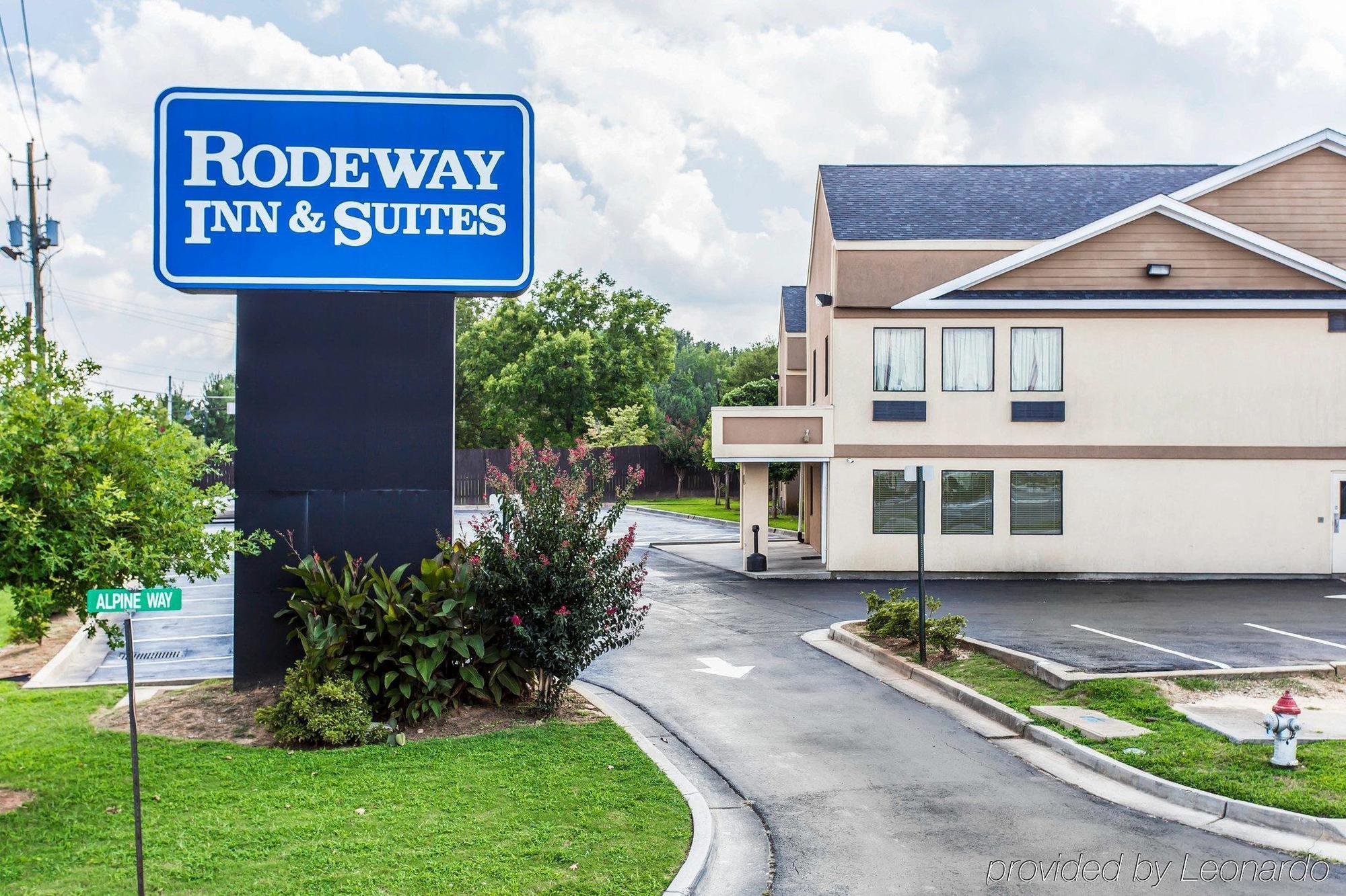 Rodeway Inn Forest Park Bagian luar foto